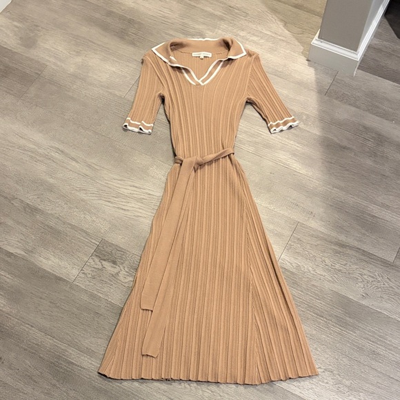 Madison + Hudson Dresses & Skirts - Chic Tan Long Sleeve Dress